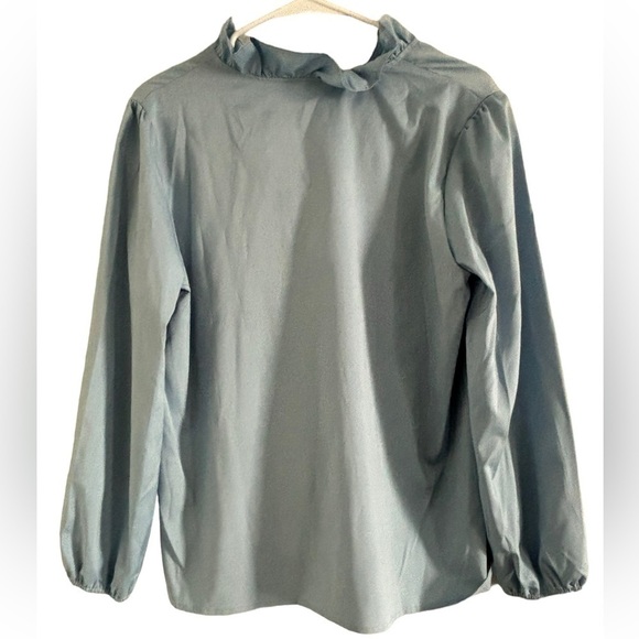 Amish Made Women's Modest Ruffled Baby Blue XL Long Sleeve Polyester Blouse NEW! - Picture 2 of 6